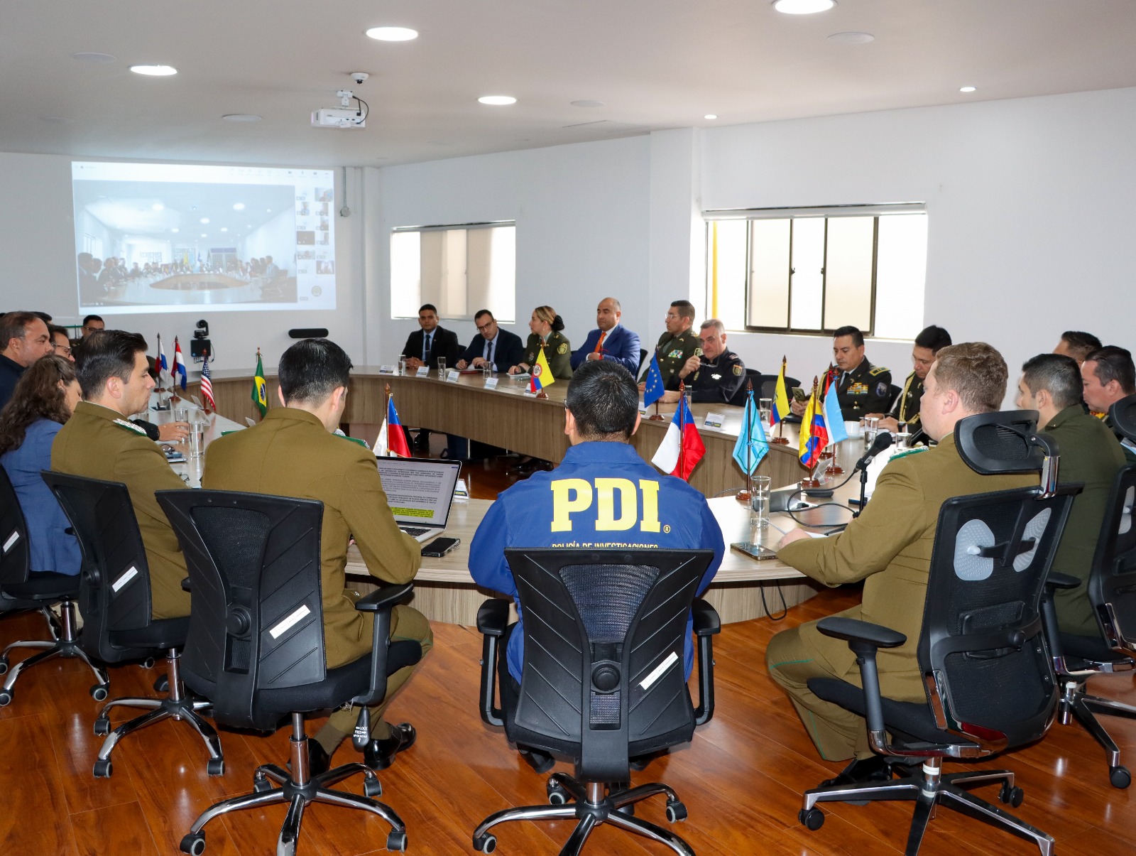 AMERIPOL lanzó la Acción Simultánea “ARMAS” para combatir el tráfico ilícito de armas y municiones en la región